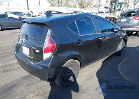 2016 Toyota Prius C One z USA, uszkodzony, nr VIN JTDKDTB37G1117679